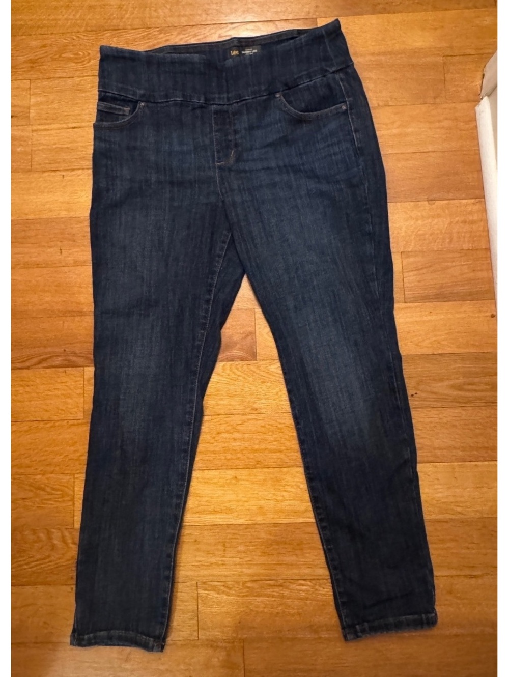 Lee slim fit skinny mid rise sculpting jeans